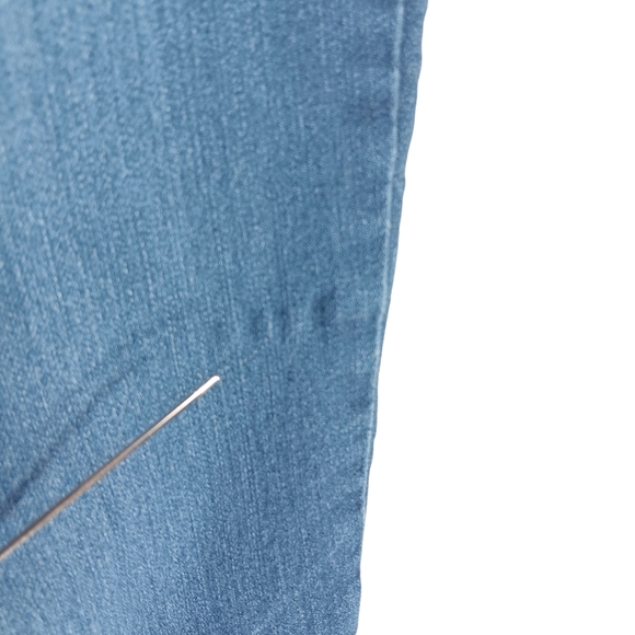 WIT & WISDOM Stretch Skinny Low Rise Jeans Medium Wash Size 4 - Picture 5 of 7